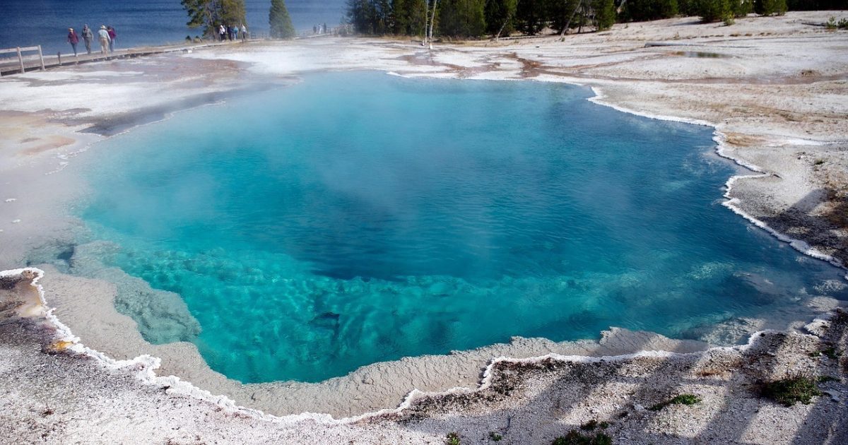 Best Hot Springs Near Jackson Hole, Wyoming | Town Square Inns
