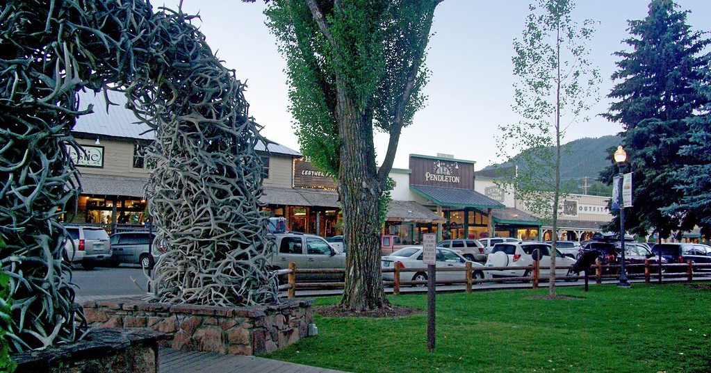 Jackson Hole on a Budget Cheap Things to Do in Jackson Hole Town